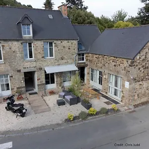 Vakantiehuis Les 2 Hermines, Mont-Dol