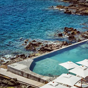 hotel-les-roches-rouges.fr-provencehotel.com/